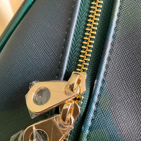 Charlotte and Emerson Cosmetic/Travel bags set of 2 - Picture 8 of 13